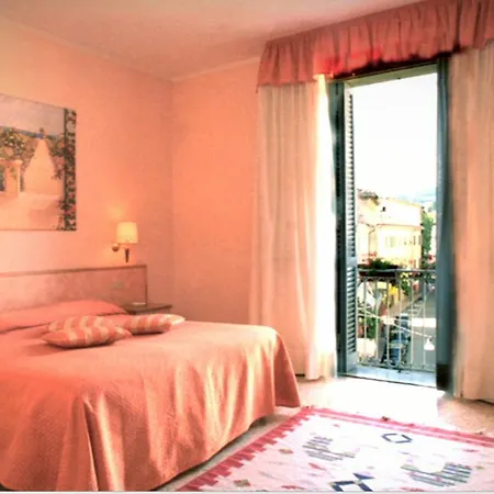 La Speranza 3*